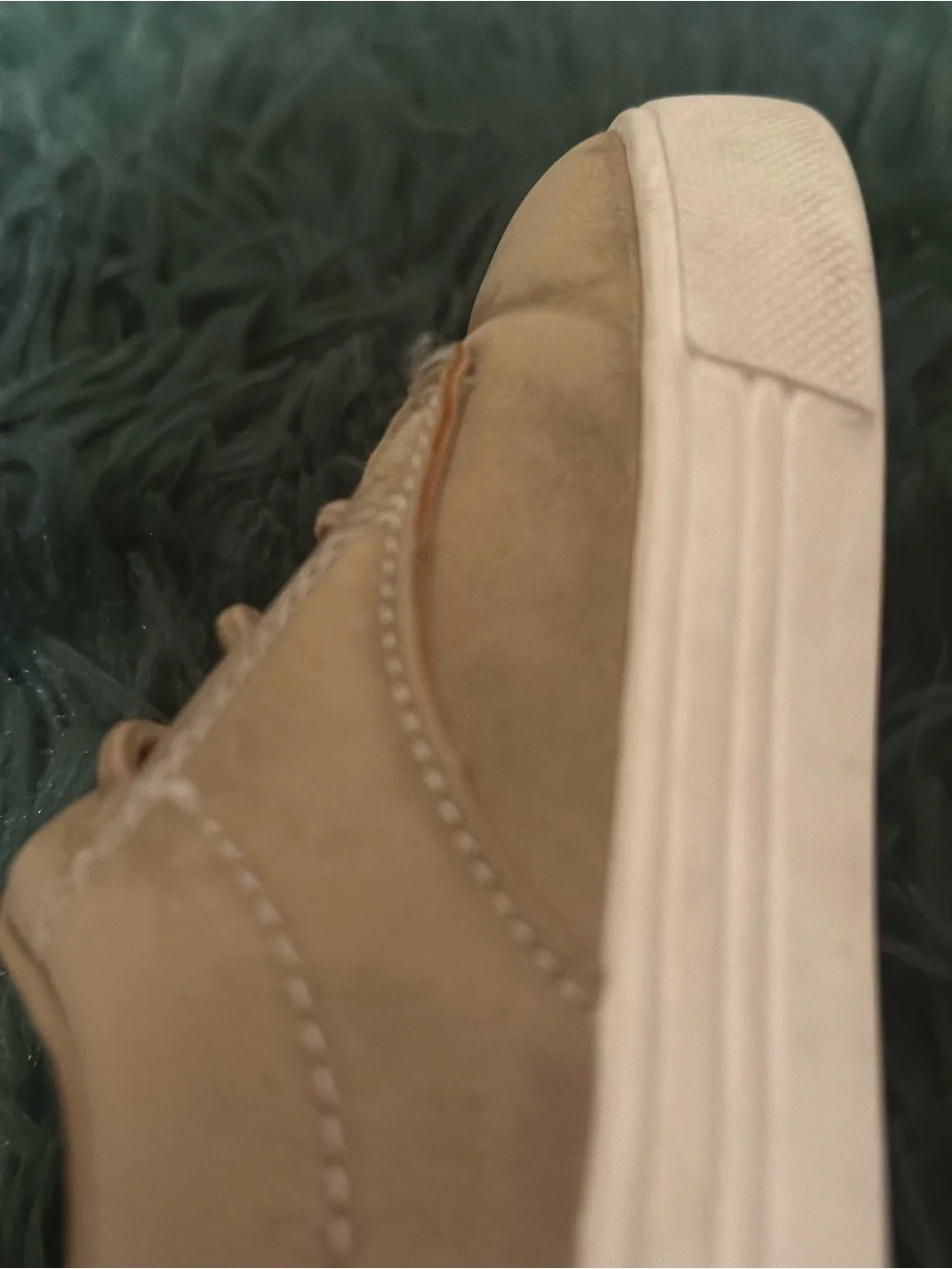 4/$20 💫 OshKosh B’gosh Tan Suede Sneakers Toddler Size 7 Tan Suede Sneak